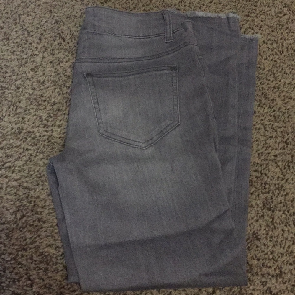 Grey skinny jeans